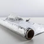 Jakie zastosowania ma folia aluminiowa? Poznaj ciekawe pomysły na jej wykorzystanie